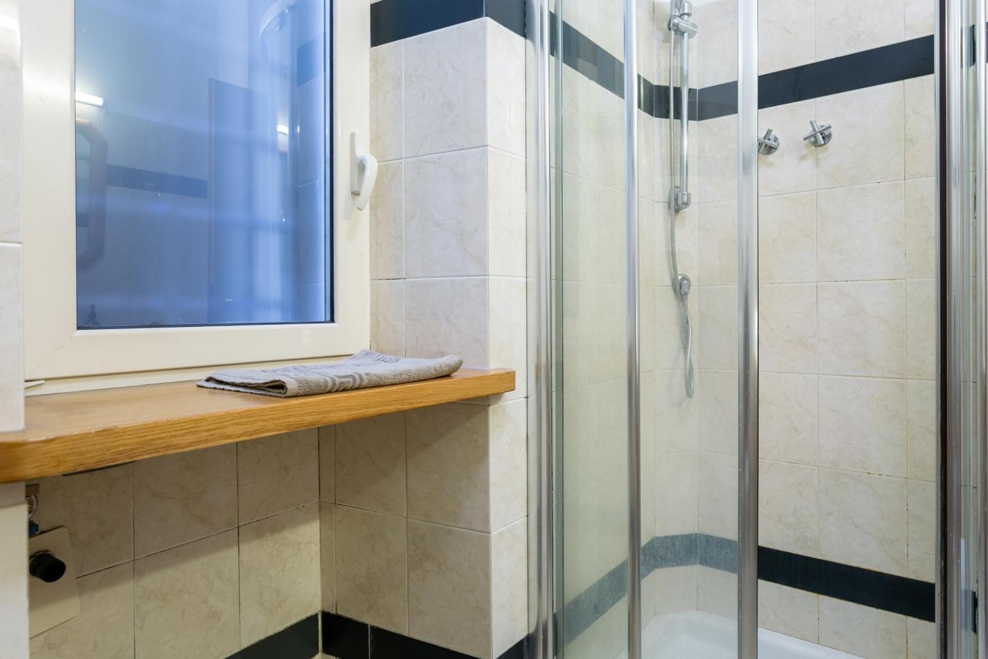 Holiday Homes Rome - Green Apartment S Camillo - Near Trastevere Εξωτερικό φωτογραφία