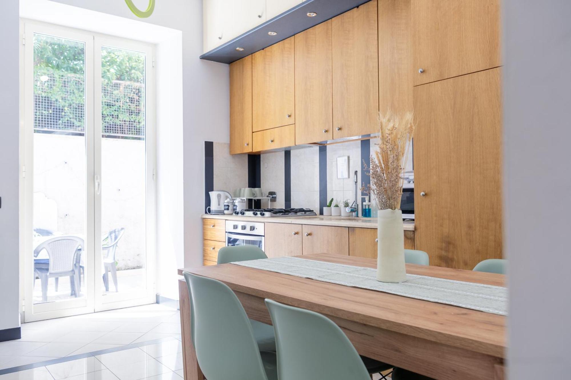 Holiday Homes Rome - Green Apartment S Camillo - Near Trastevere Εξωτερικό φωτογραφία