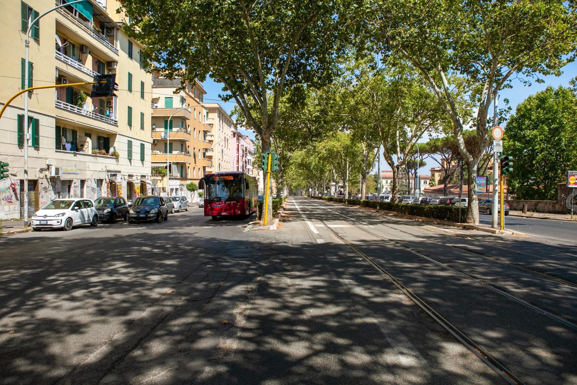 Holiday Homes Rome - Green Apartment S Camillo - Near Trastevere Εξωτερικό φωτογραφία